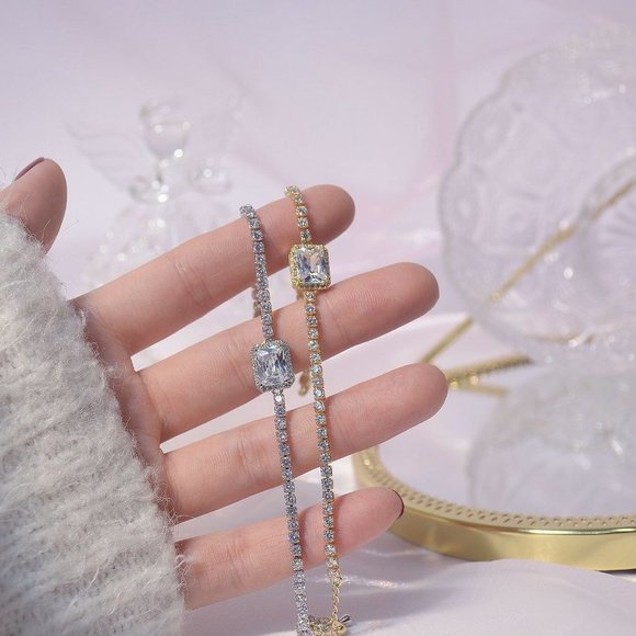 NEW 14K Yellow Gold Plated Diamond Halo Bracelet - Picture 7 of 7